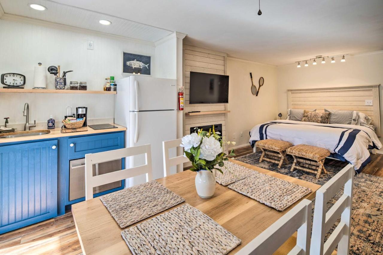 Lake Lure Studio With Private Balcony And Pool Access! 外观 照片