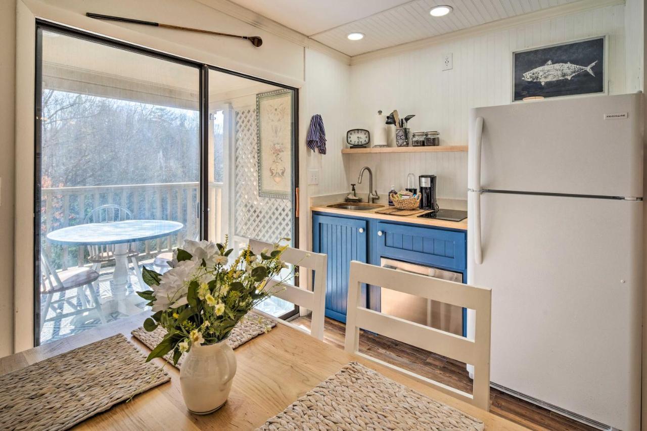 Lake Lure Studio With Private Balcony And Pool Access! 外观 照片