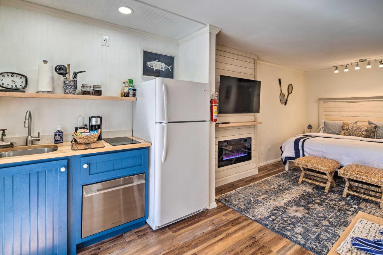 Lake Lure Studio With Private Balcony And Pool Access! 外观 照片