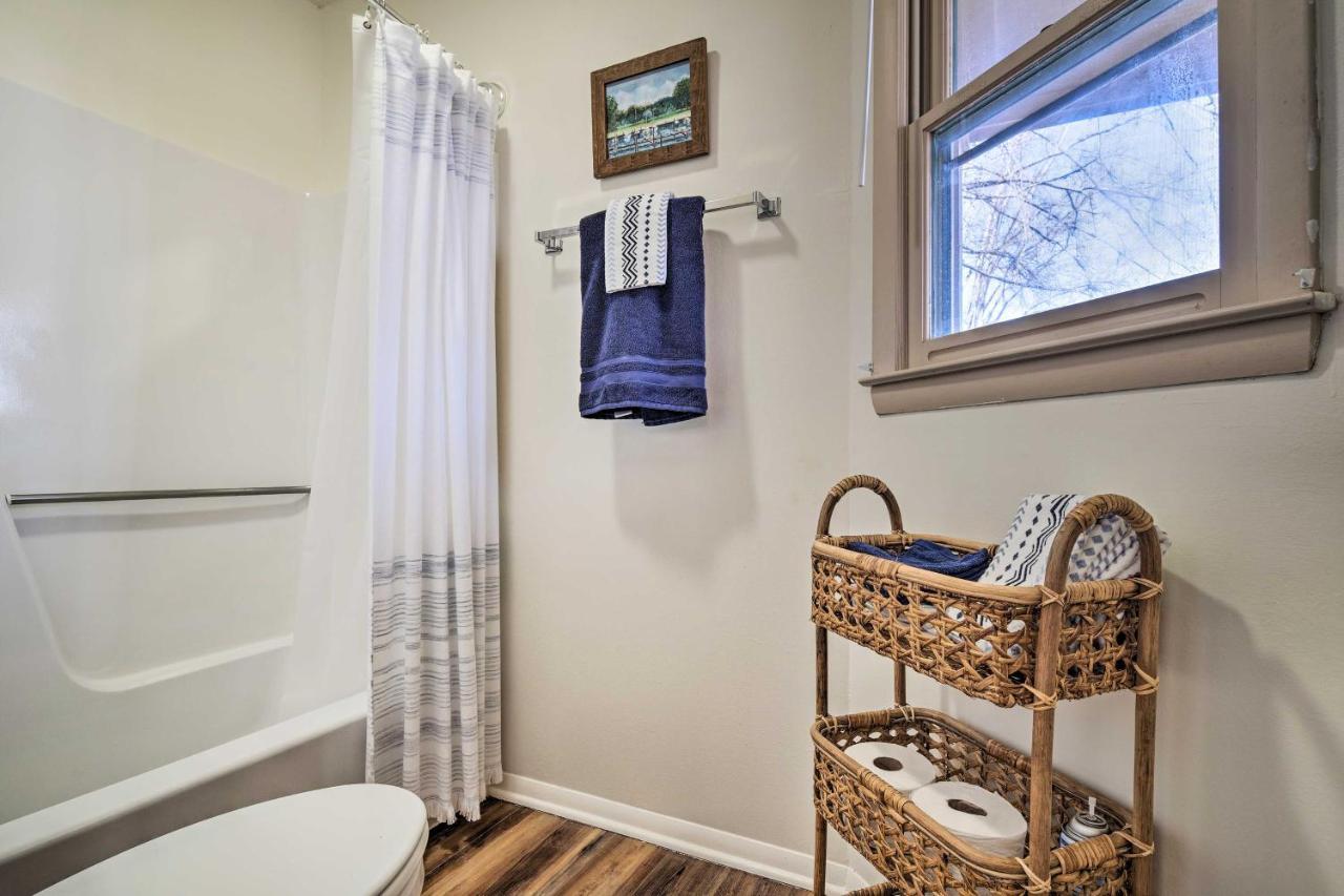 Lake Lure Studio With Private Balcony And Pool Access! 外观 照片